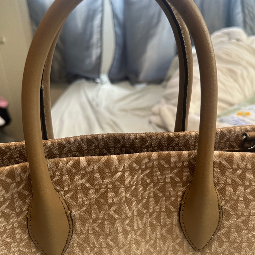 Michael Kors Tan Logo Tote - Picture 3 of 6